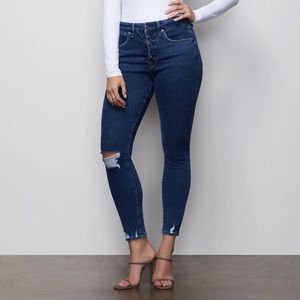 Good American Good Waist Ripped Exposed Button
Ankle Skinny Jeans (Blue 393)